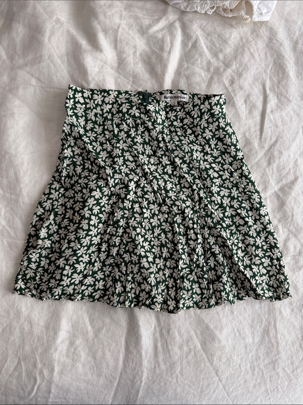 Reformation Dark Green and White Floral Skater Skirt